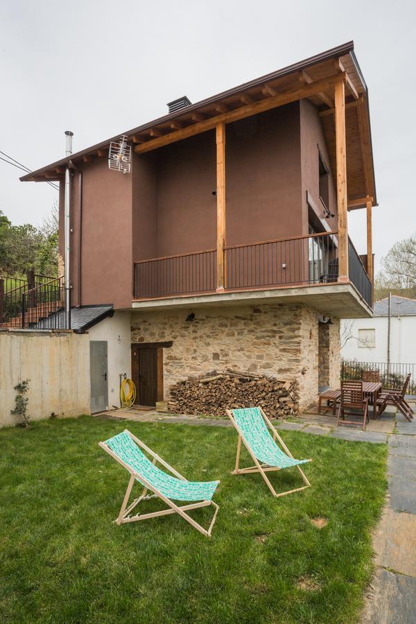 Os Feleitos Guest House Orellan Luaran gambar