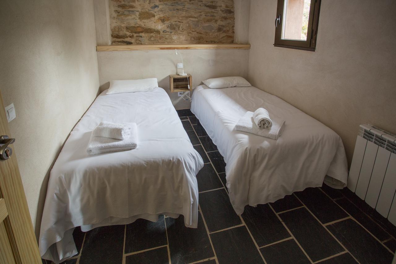 Os Feleitos Guest House Orellan Luaran gambar