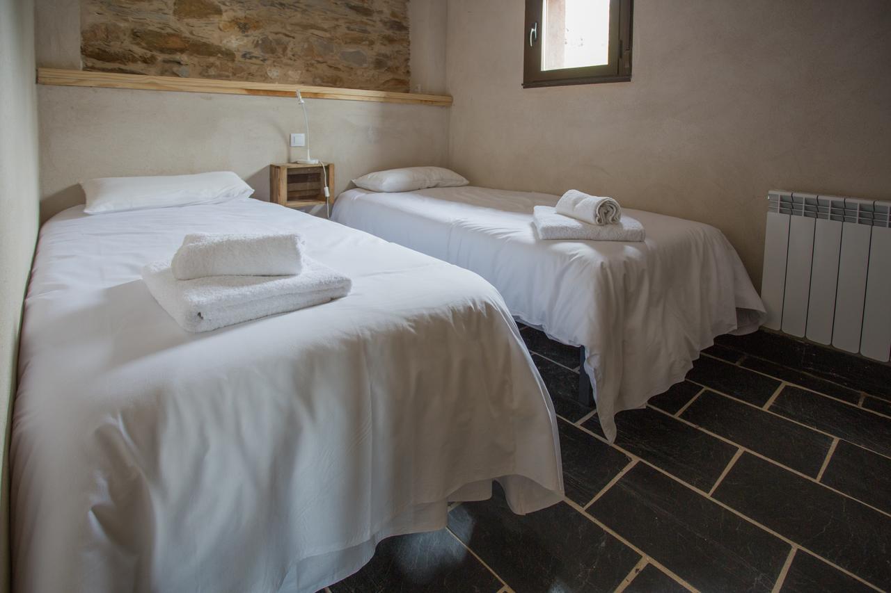 Os Feleitos Guest House Orellan Luaran gambar